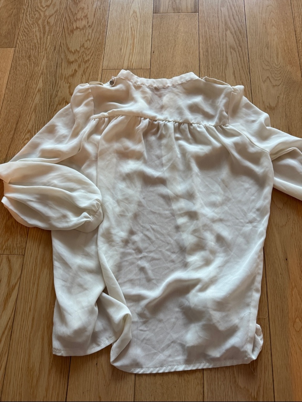 Light Cream Button-Front Blouse - Picture 4 of 4